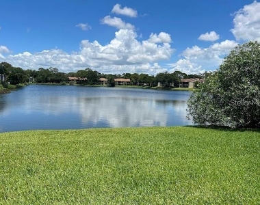 333 Woodlake Wynde - Photo Thumbnail 29