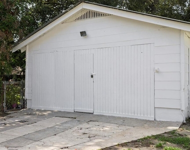 1017 E 23rd Avenue - Photo Thumbnail 24