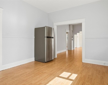 1017 E 23rd Avenue - Photo Thumbnail 12