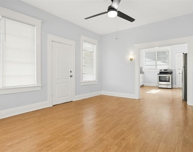1017 E 23rd Avenue - Photo Thumbnail 8