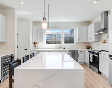 2506 W Cleveland Street - Photo Thumbnail 25