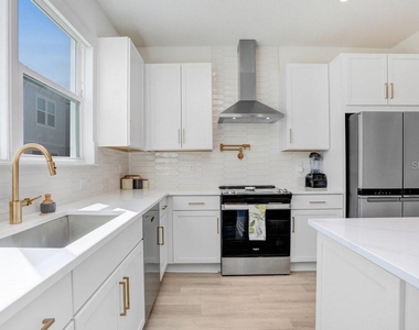 2506 W Cleveland Street - Photo Thumbnail 26