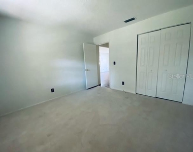 6438 71st Street N - Photo Thumbnail 15