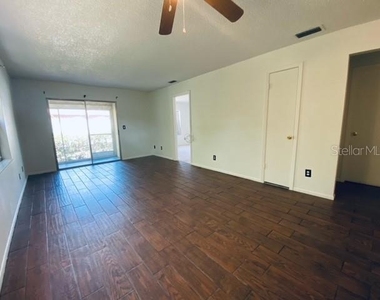 6438 71st Street N - Photo Thumbnail 11