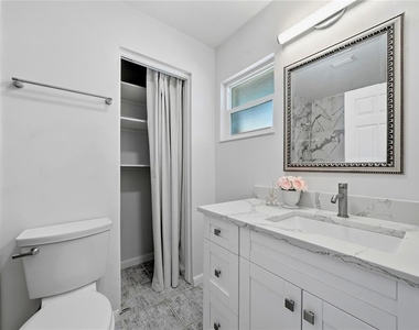 906 Carlton Road - Photo Thumbnail 3