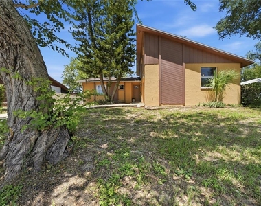 906 Carlton Road - Photo Thumbnail 22