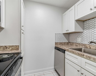 237 S Mcmullen Booth Road - Photo Thumbnail 8