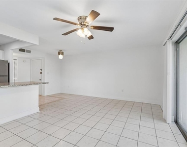 237 S Mcmullen Booth Road - Photo Thumbnail 12