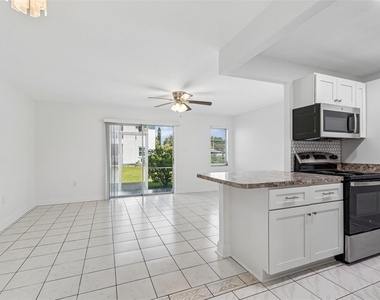 237 S Mcmullen Booth Road - Photo Thumbnail 2