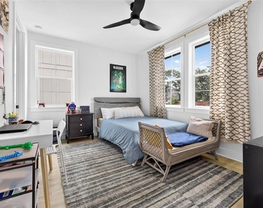 1717 Massachusetts Avenue Ne - Photo Thumbnail 18