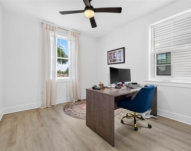 1717 Massachusetts Avenue Ne - Photo Thumbnail 19