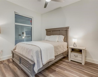 415 Island Way - Photo Thumbnail 28