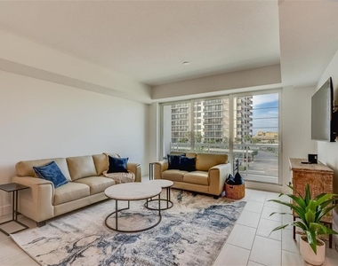 415 Island Way - Photo Thumbnail 5