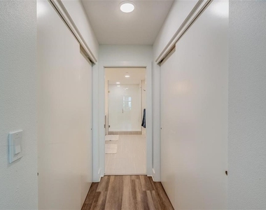 415 Island Way - Photo Thumbnail 23