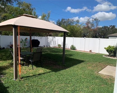 10460 Carloway Hills Drive - Photo Thumbnail 9