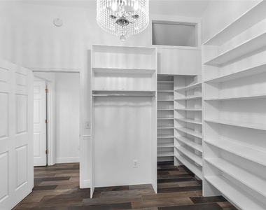 641 Wilkie Street - Photo Thumbnail 29