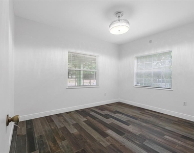 641 Wilkie Street - Photo Thumbnail 31