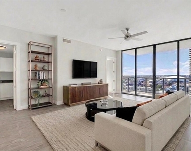 275 1st Avenue S - Photo Thumbnail 18