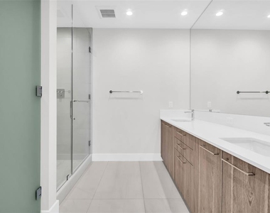 275 1st Avenue S - Photo Thumbnail 32