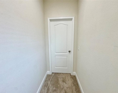 7208 Milestone Drive - Photo Thumbnail 60