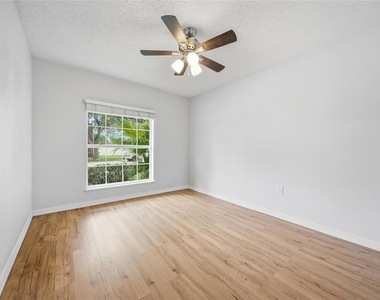 10617 Opus Drive - Photo Thumbnail 20