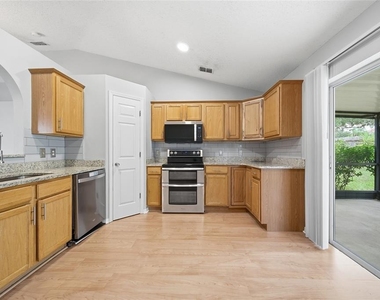 10617 Opus Drive - Photo Thumbnail 5