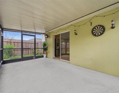 10617 Opus Drive - Photo Thumbnail 23