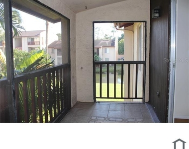 8605 Champlain Court - Photo Thumbnail 7