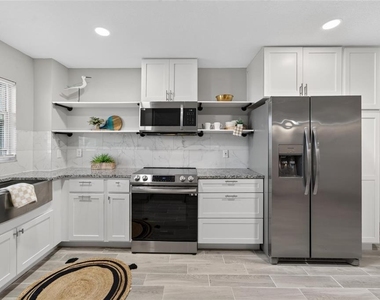 1028 Apollo Beach Boulevard - Photo Thumbnail 13