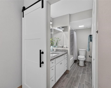 1028 Apollo Beach Boulevard - Photo Thumbnail 28