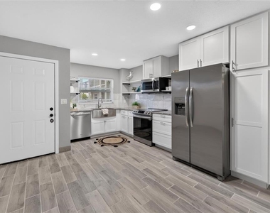 1028 Apollo Beach Boulevard - Photo Thumbnail 8