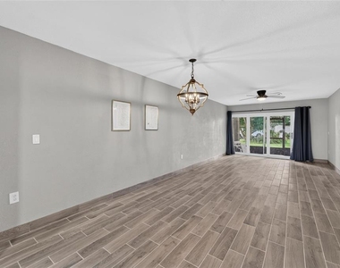 1028 Apollo Beach Boulevard - Photo Thumbnail 16