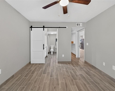 1028 Apollo Beach Boulevard - Photo Thumbnail 25