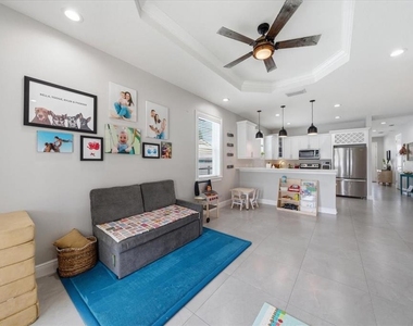 1808 W Cluster Avenue - Photo Thumbnail 20