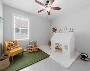 1808 W Cluster Avenue - Photo Thumbnail 10
