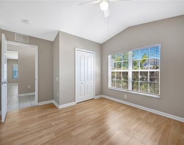 30435 Annadale Drive - Photo Thumbnail 9