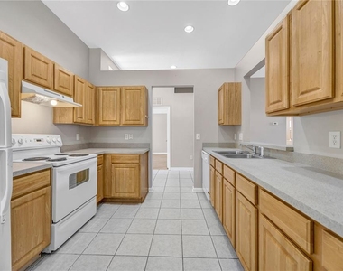 30435 Annadale Drive - Photo Thumbnail 17