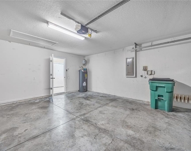 30435 Annadale Drive - Photo Thumbnail 43
