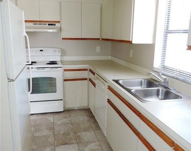 145 116th Avenue - Photo Thumbnail 8