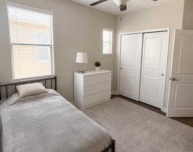 4063 Welling Terrace - Photo Thumbnail 22