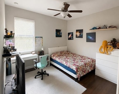 4063 Welling Terrace - Photo Thumbnail 14
