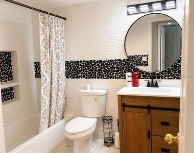 12416 Cobble Stone Drive - Photo Thumbnail 25