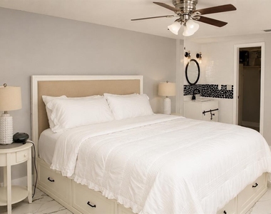 12416 Cobble Stone Drive - Photo Thumbnail 7