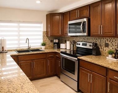 12416 Cobble Stone Drive - Photo Thumbnail 11