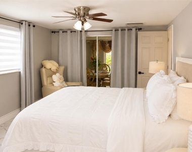 12416 Cobble Stone Drive - Photo Thumbnail 8