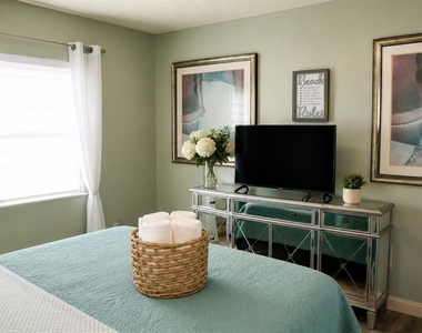 3513 Westminister Court - Photo Thumbnail 19