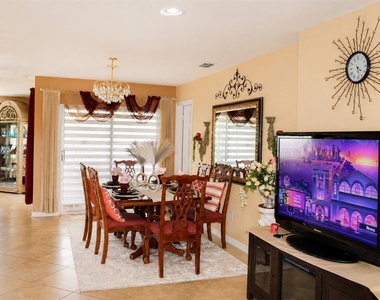 3513 Westminister Court - Photo Thumbnail 6