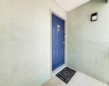 5440 S Macdill Avenue - Photo Thumbnail 1