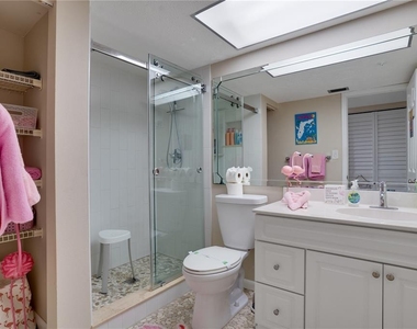 15000 Gulf Boulevard - Photo Thumbnail 23