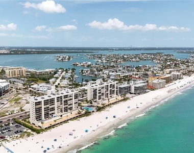 15000 Gulf Boulevard - Photo Thumbnail 29